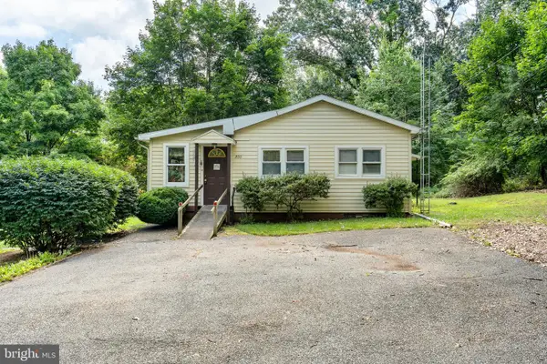 260 Midway Rd, YORK HAVEN, PA 17370
