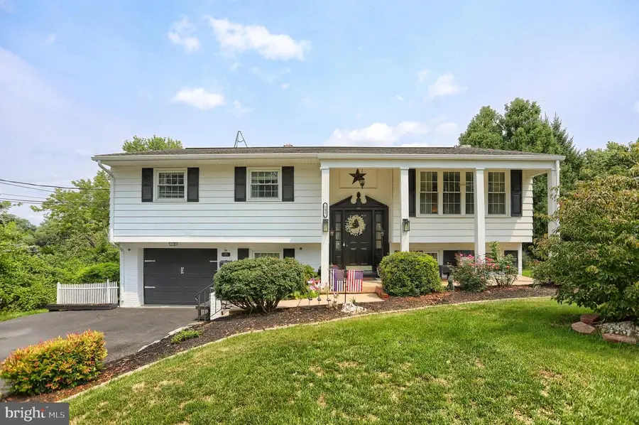 101 Oak Dr, Camp Hill, PA 17011 - #2