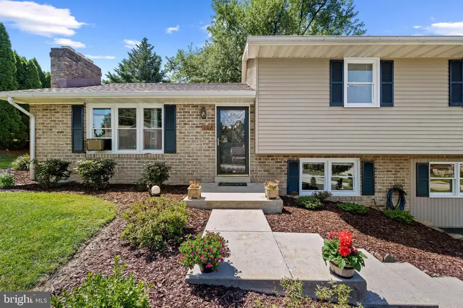 108 Hirtland Ave, Hanover, PA 17331 - #3