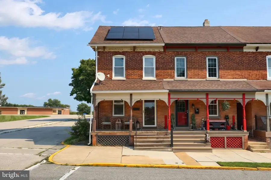 95 N East St, Spring Grove, PA 17362 - #2