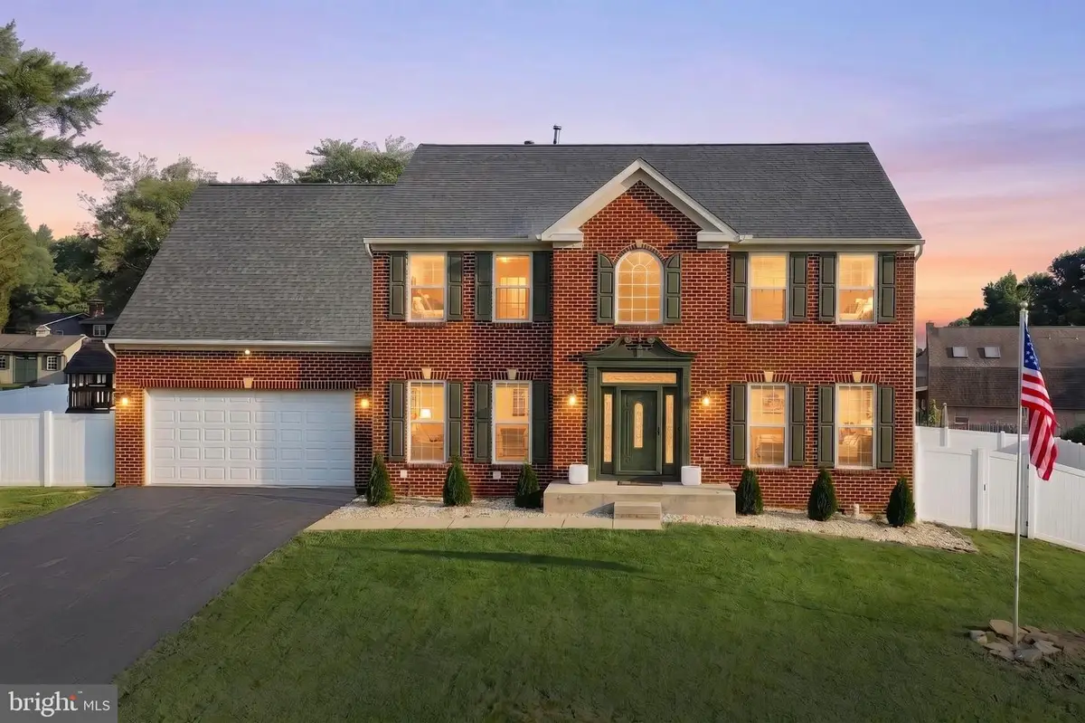 406 Wynwood Rd, York, PA 17402 - #1