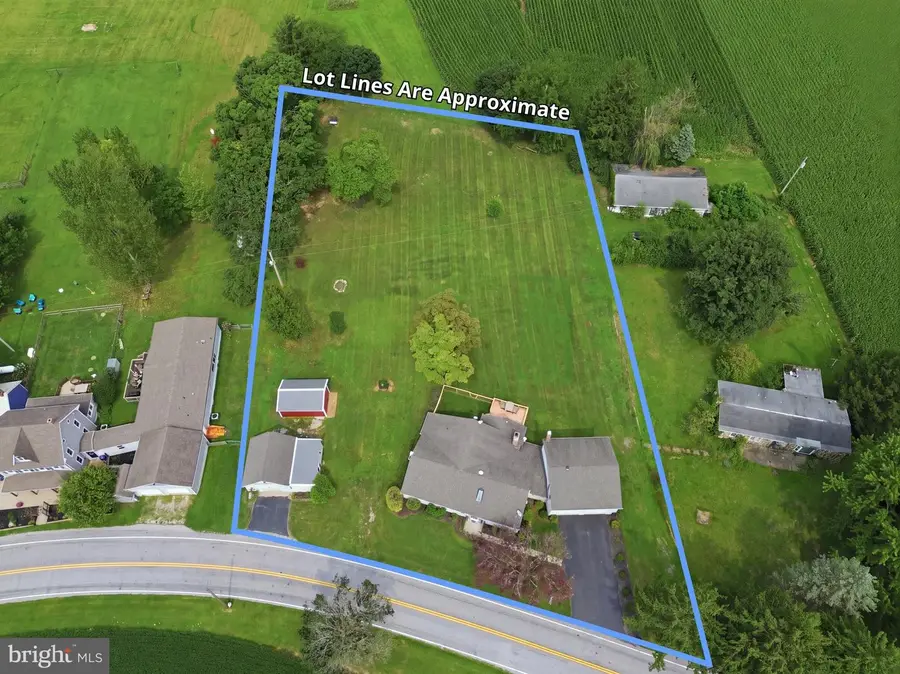 11951 Rockville Rd, Glen Rock, PA 17327 - #2