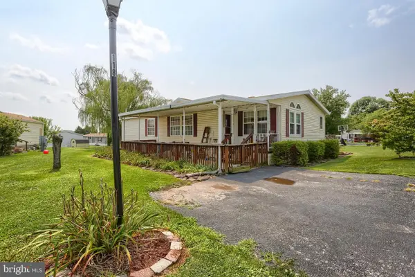 118 Honey Locust Cir, DOVER, PA 17315