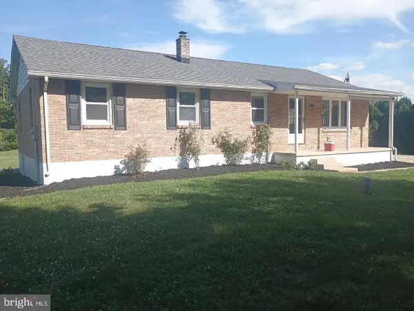 325 E Butter Rd, YORK, PA 17404