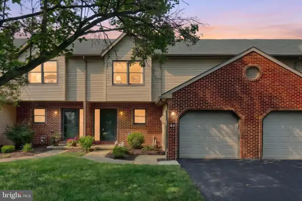 62 Jean Lo Way, YORK, PA 17406