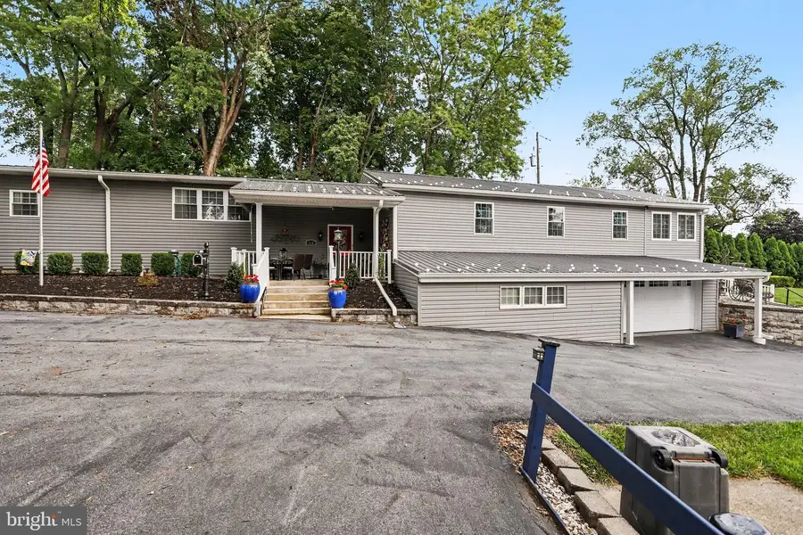 236 Spanglers Mill Rd, New Cumberland, PA 17070 - #2
