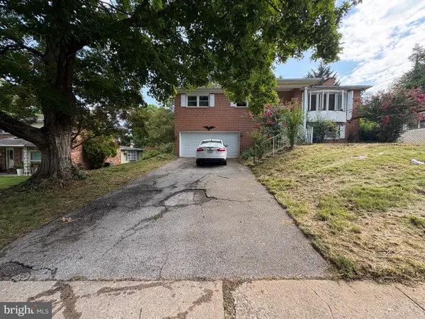 2575 Cambridge Rd, YORK, PA 17402