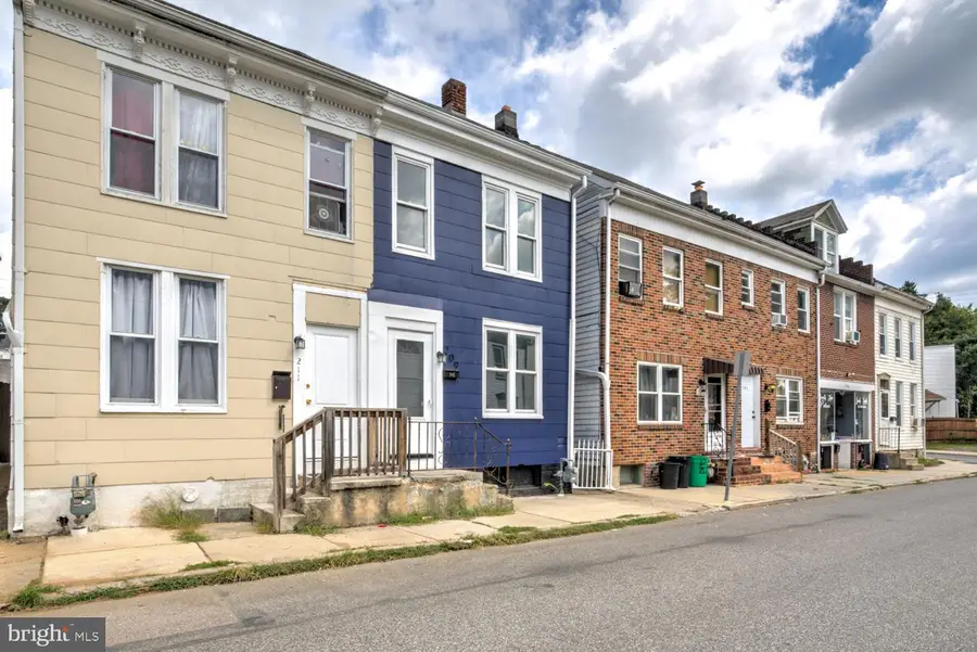 209 Park Pl, York, PA 17401 - #2
