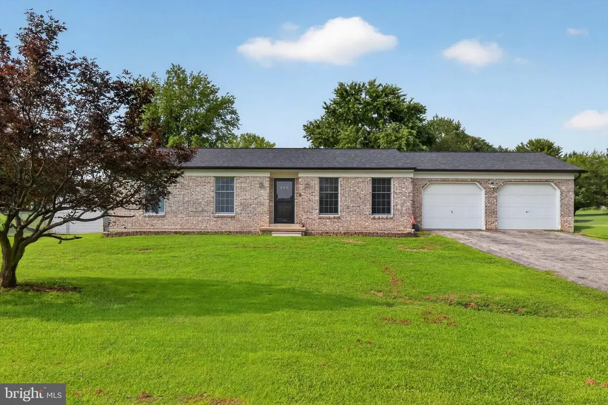 902 Ruby Ln, Wrightsville, PA 17368 - #1