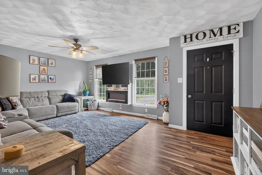 902 Ruby Ln, Wrightsville, PA 17368 - #2