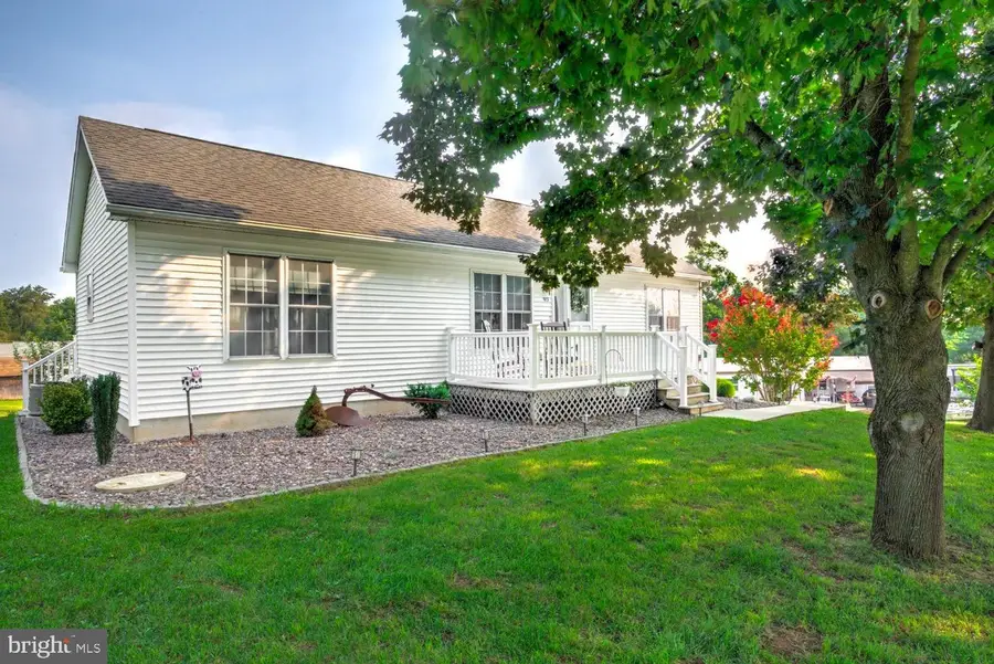 93 Kennick Dr, Windsor, PA 17366 - #2