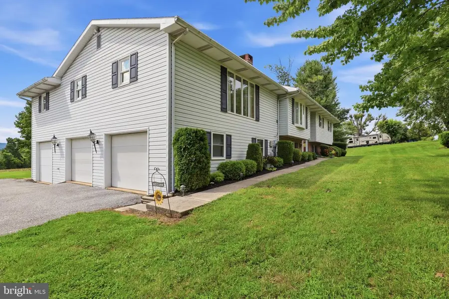 736 S Baltimore St, Dillsburg, PA 17019 - #3