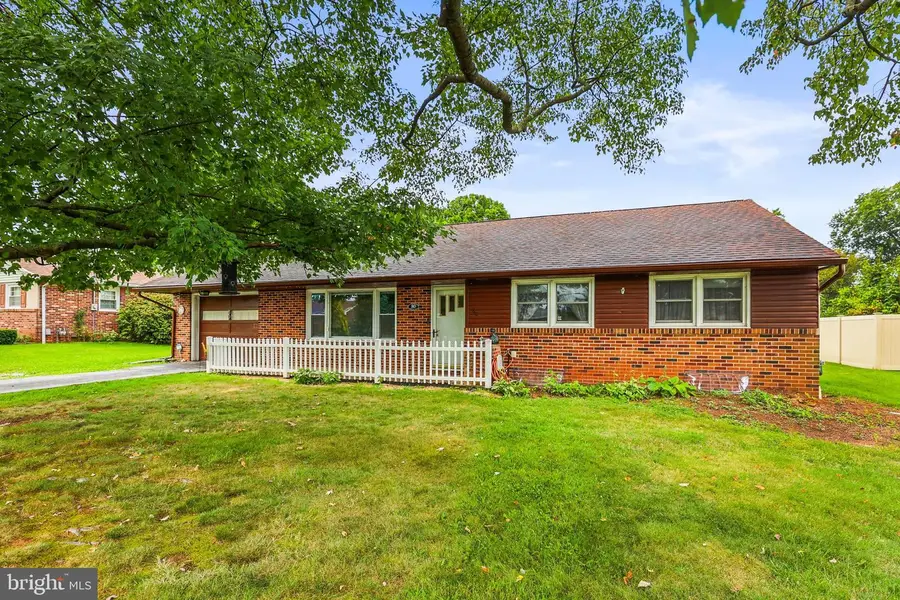 80 Cottage Dr, Manchester, PA 17345 - #2