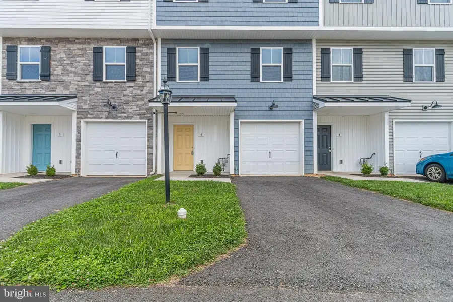 4 Landing Pl, York, PA 17408 - #3