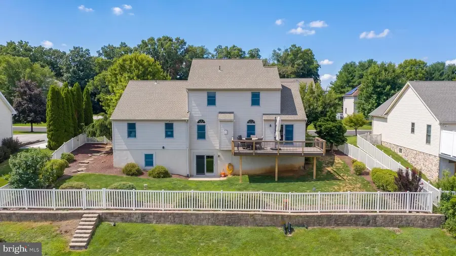 10 Ness Ct, Seven Valleys, PA 17360 - #2