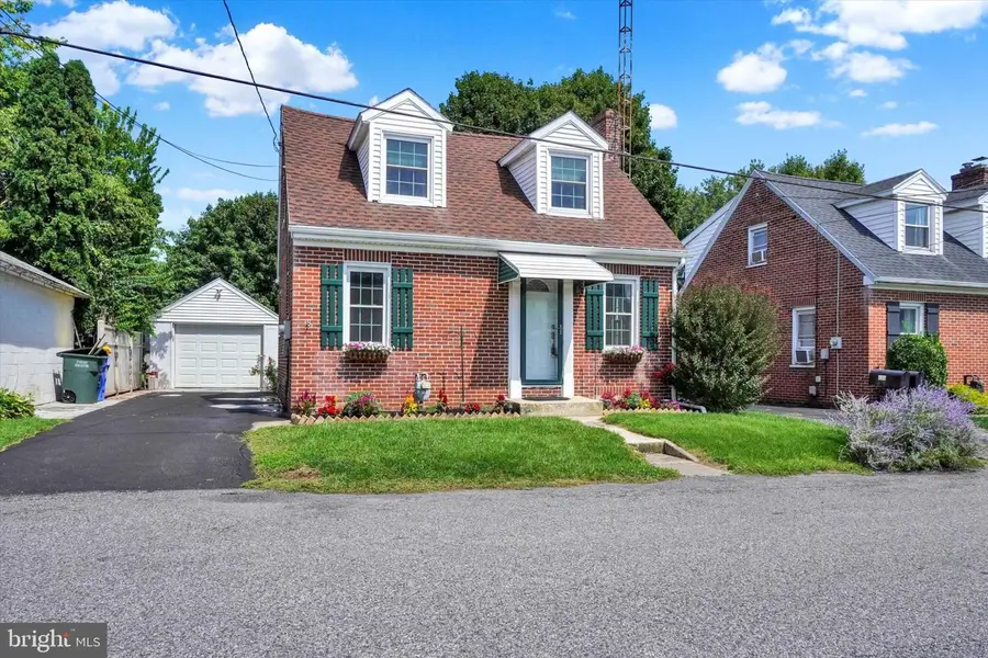801 E 10th Ave, York, PA 17402 - #2