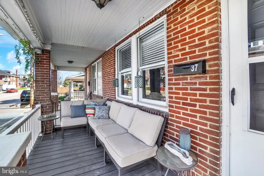 37 S Sumner St, York, PA 17404 - #3