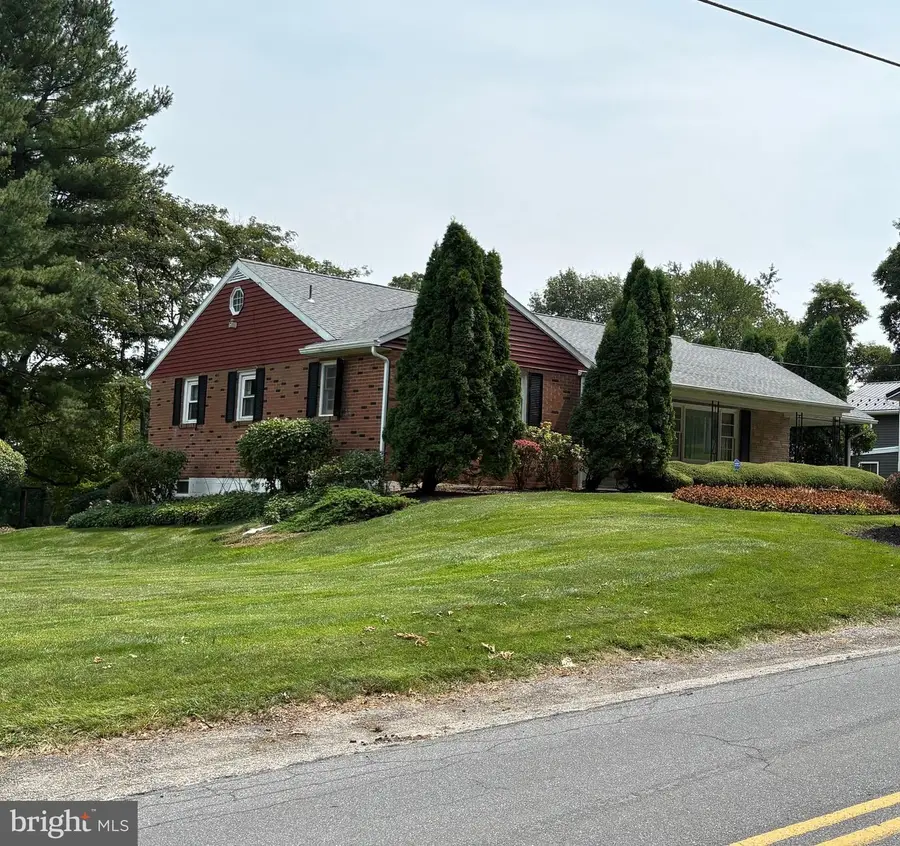 6199 Lake Rd, York, PA 17403 - #2