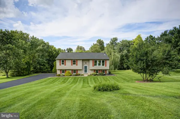 155 N Griffiths Ln, MANCHESTER, PA 17345