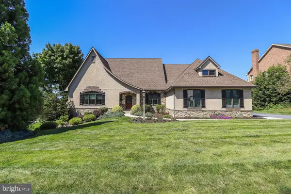 832 Heritage Hills Dr, YORK, PA 17402