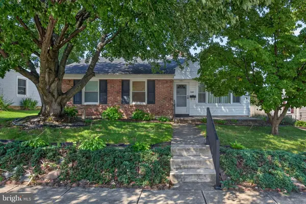 1561 5th Ave, YORK, PA 17403