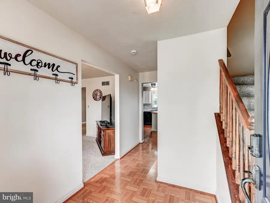 1633 Rainbow Cir, York, PA 17408 - #3