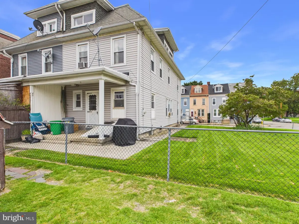 632 York St, York, PA 17403 - #1