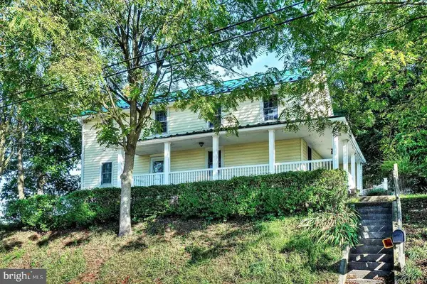 4545 E Prospect Rd, YORK, PA 17406