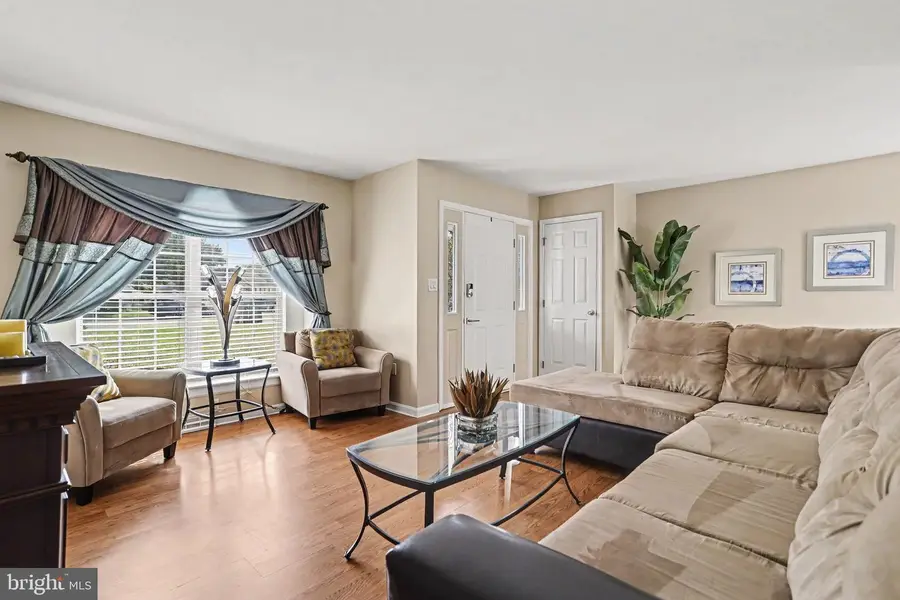 160 Swith Ct, York, PA 17404 - #2