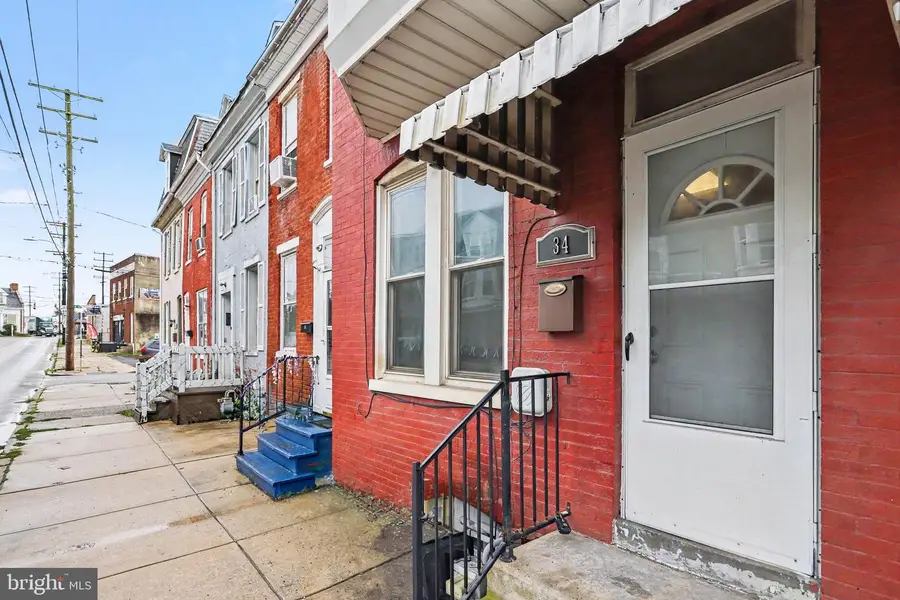 34 N Sherman St, York, PA 17403 - #3