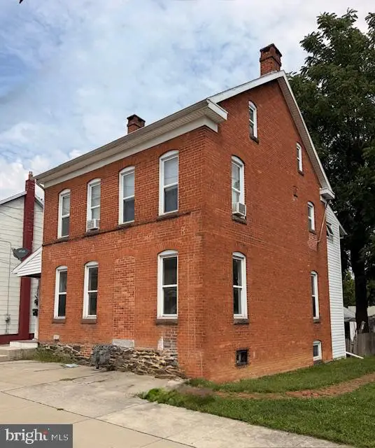 548 Baer Ave, Hanover, PA 17331 - #2