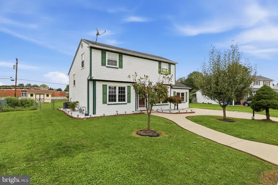 249 Heistand Rd, York, PA 17402 - #3