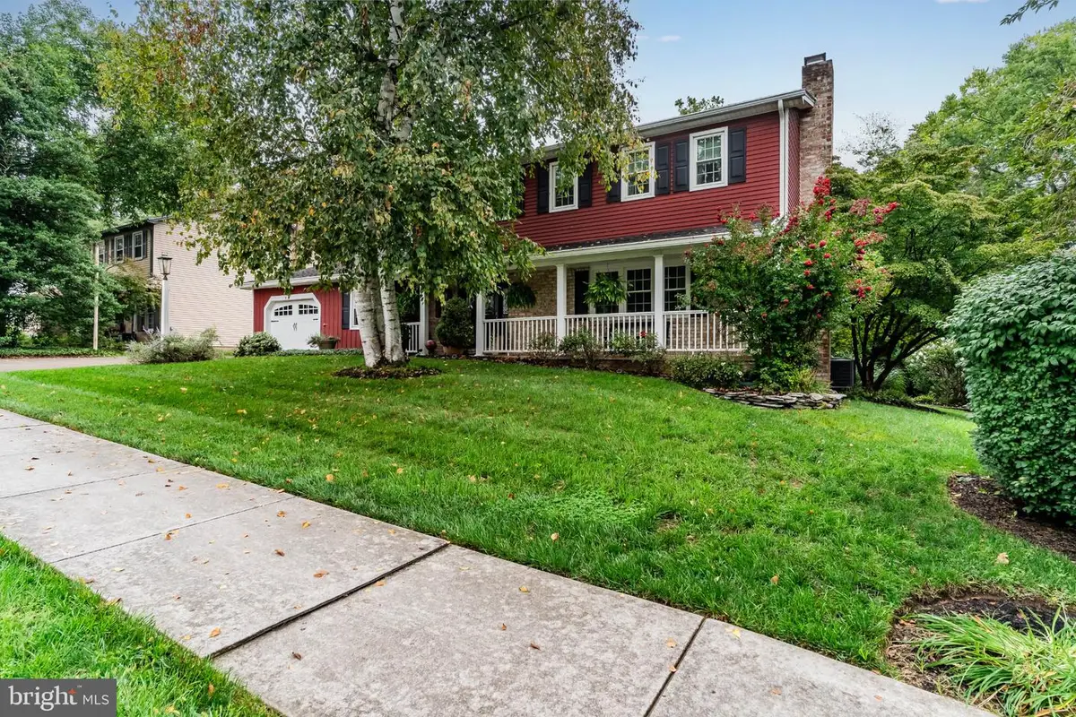 19 Farm House Ln, Camp Hill, PA 17011 - #1