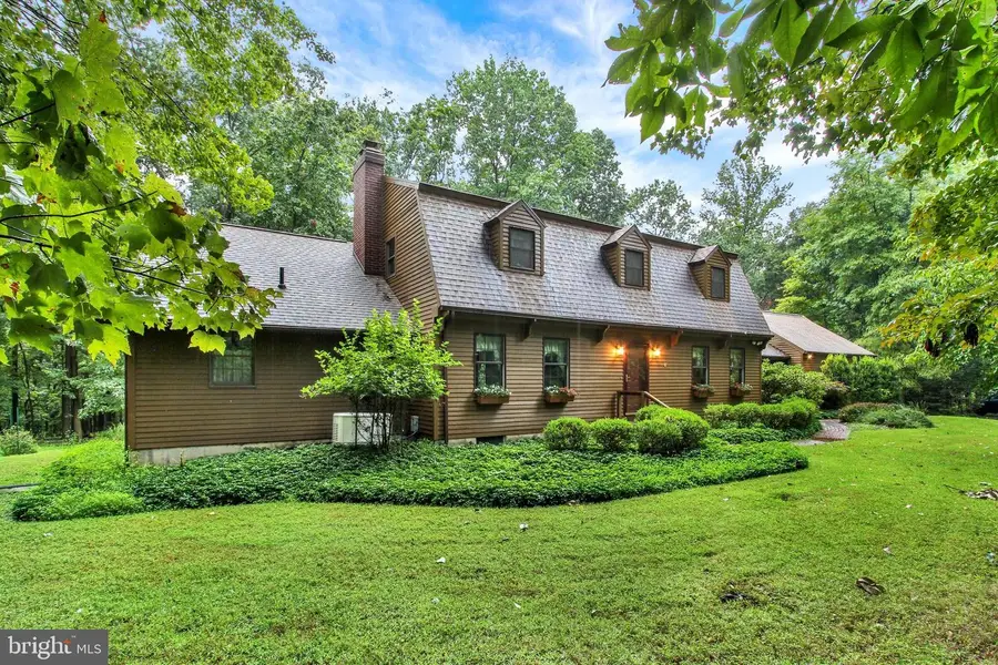 862 Laurel Woods Ln, Hanover, PA 17331 - #2
