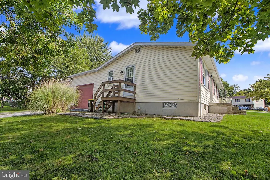 54 Lion Dr, Hanover, PA 17331 - #3