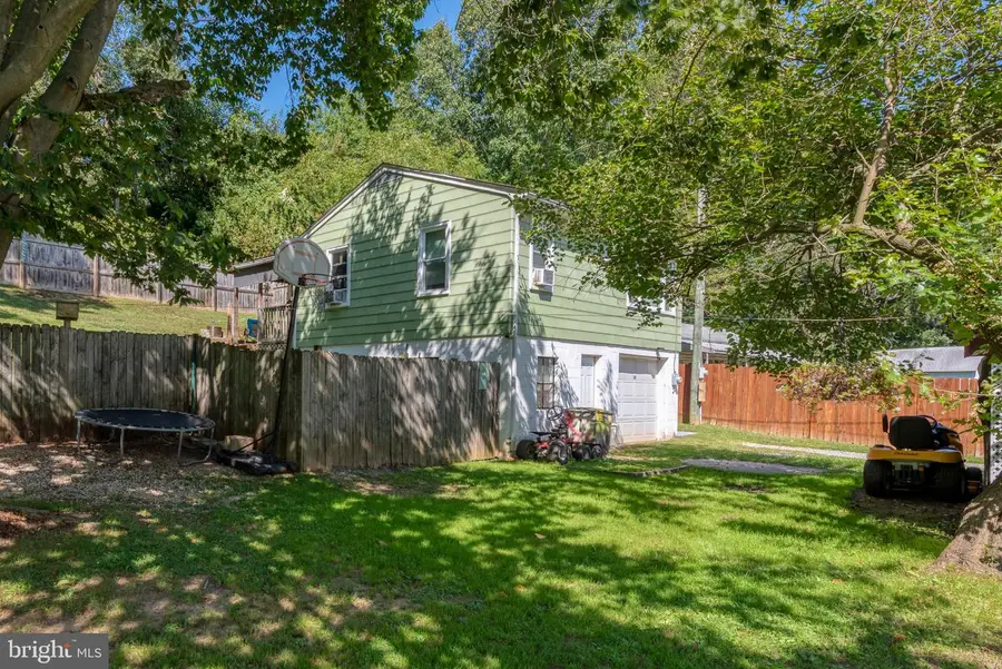 128 W Gay St, Windsor, PA 17366 - #2