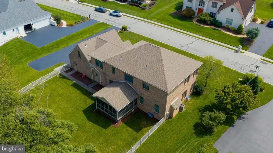 1140 Sarazen Way, York, PA 17404 - #3