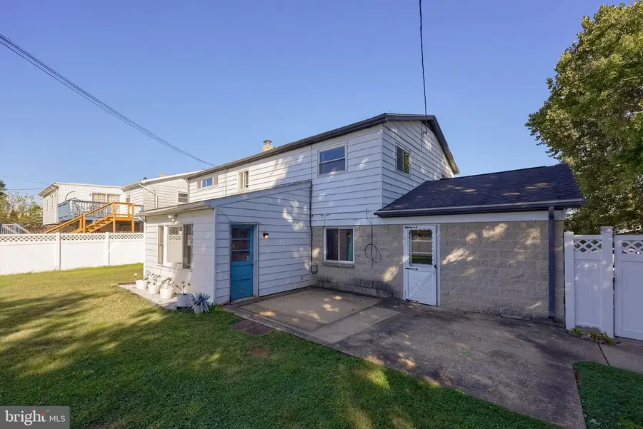 906 Northbriar Dr, York, PA 17404 - #3