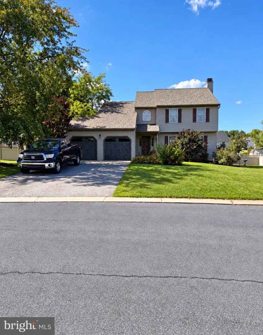 550 Dulcy Dr, York, PA 17404 - #1