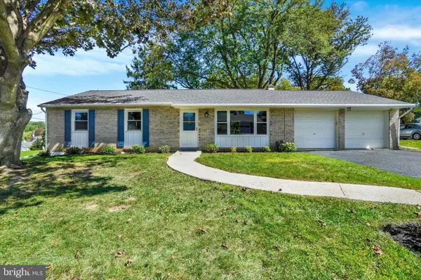 1839 Roxboro Rd, YORK, PA 17402