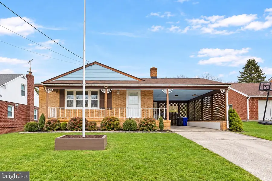 150 Sherman St, Hanover, PA 17331 - #2