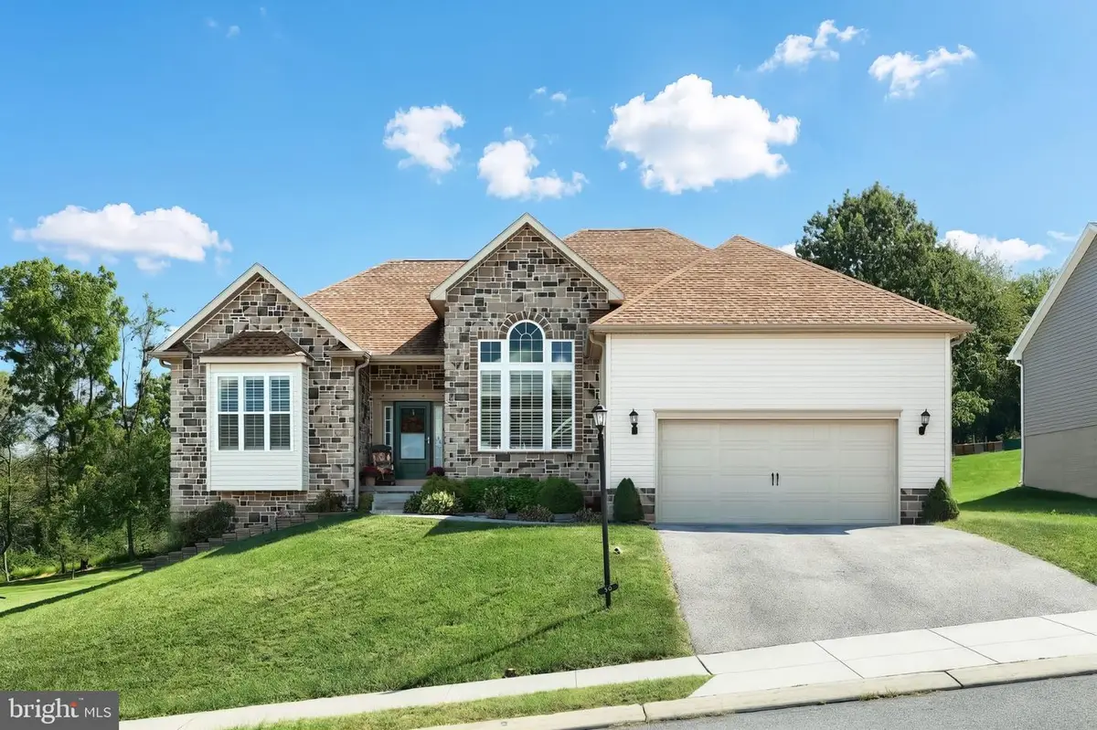 50 Fox Run Rd, Hanover, PA 17331 - #1