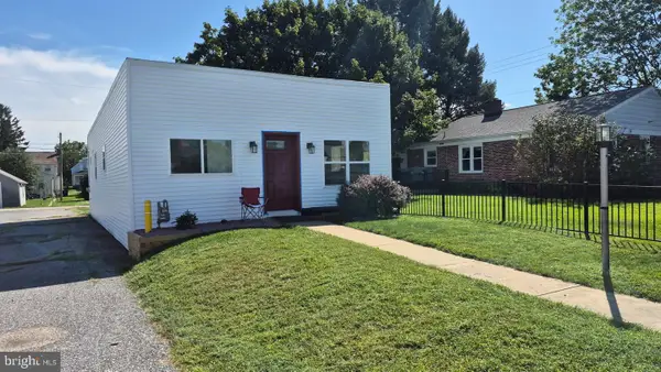 1952 Stanton St, YORK, PA 17404