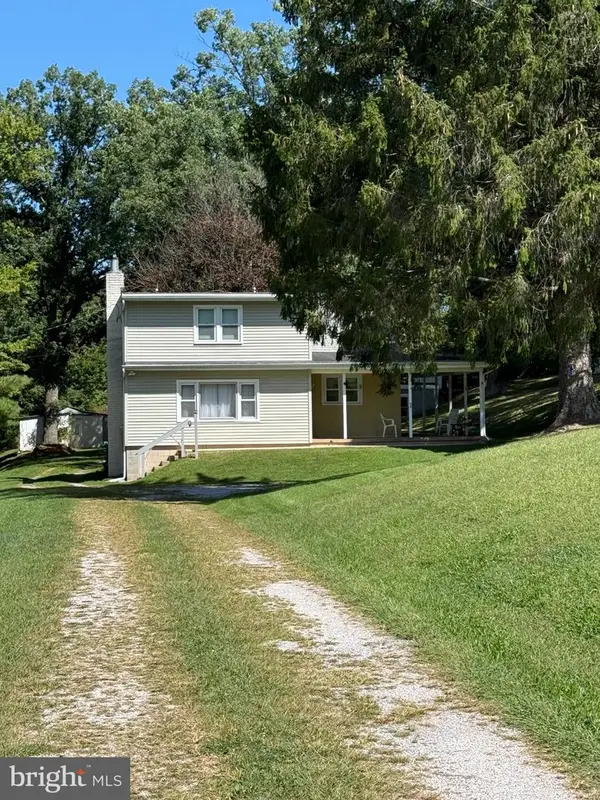 375 Cloverleaf Rd, YORK, PA 17406