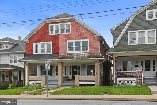 328 N Main St, RED LION, PA 17356