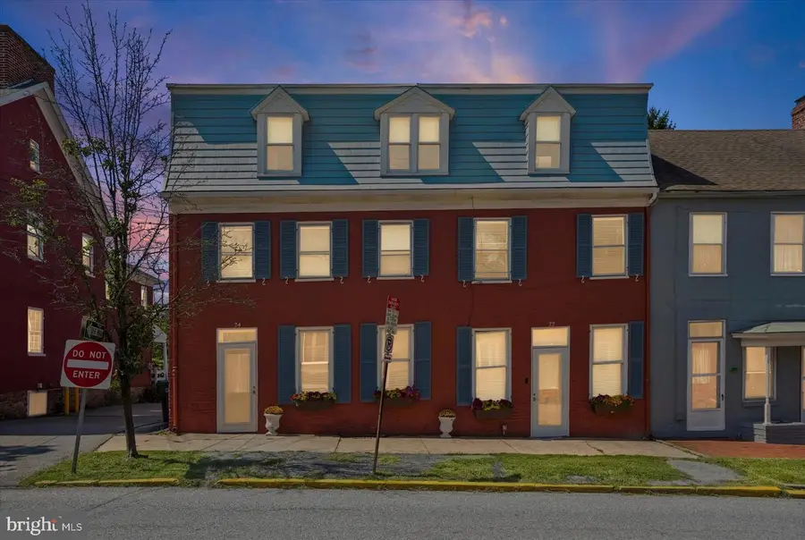 24 S Main St, Shrewsbury, PA 17361 - #2