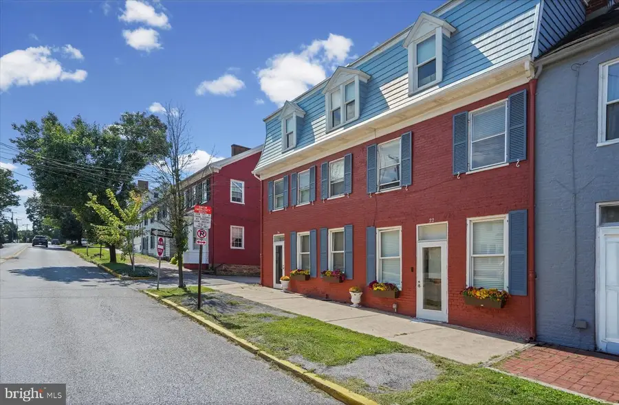 24 S Main St, Shrewsbury, PA 17361 - #3