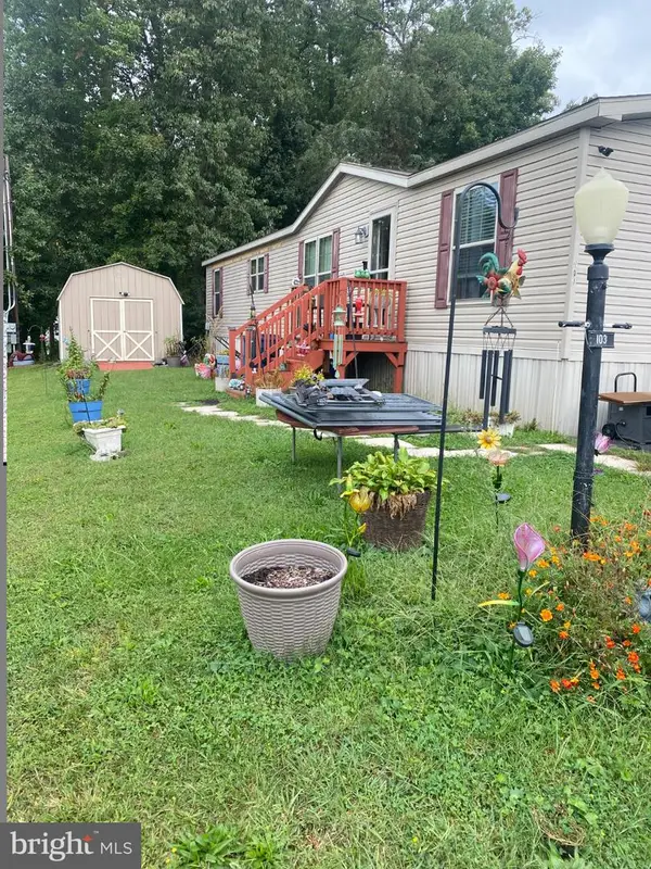 103 Rustique Dr, YORK, PA 17408