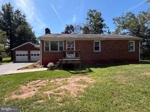 3770 Bull Rd, DOVER, PA 17315