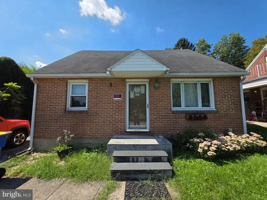 2024 N Sherman St, York, PA 17406 - #2